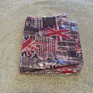 London Union Jack Oversized Scarf Shawl 32x72 Lightweight UK Travel Wrap